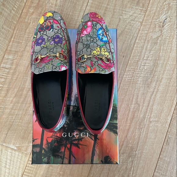 Gucci Floral Princetown Loafer - Picture 3 of 6